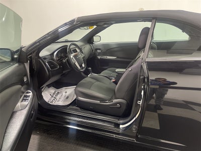 2012 Chrysler 200 Touring