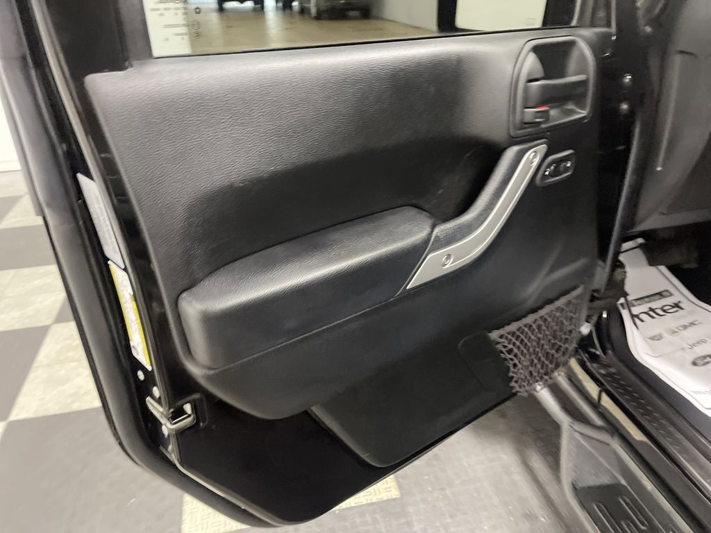 2017 Jeep Wrangler Sahara 4x4