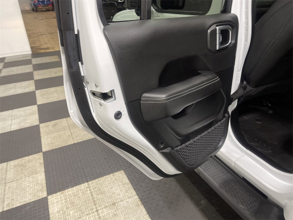 2023 Jeep Wrangler 4-Door Sahara 4x4