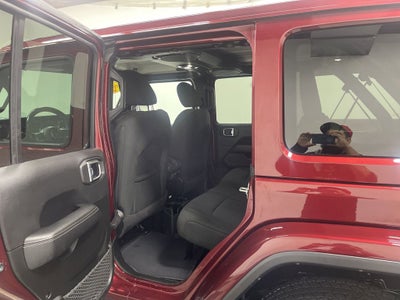 2022 Jeep Wrangler Unlimited Sahara 4x4