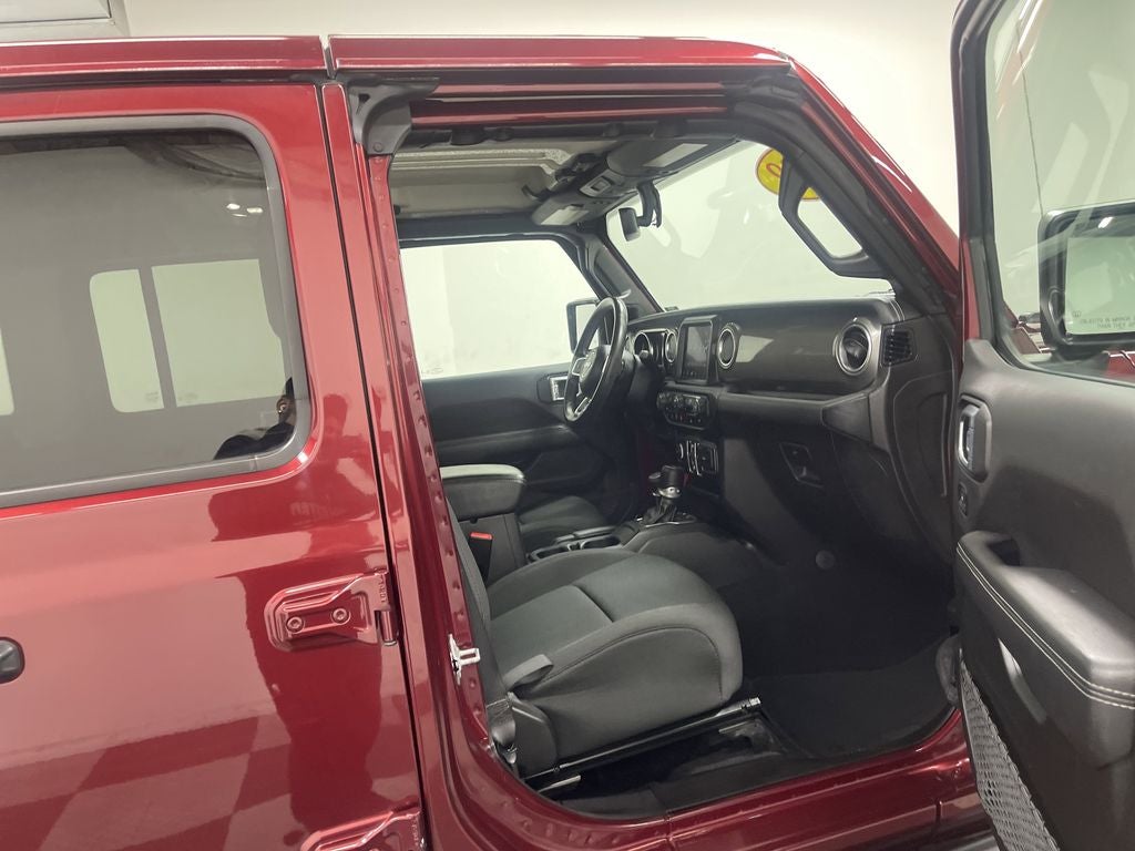 2022 Jeep Wrangler Unlimited Sahara 4x4