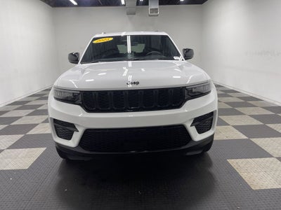 2025 Jeep Grand Cherokee Altitude 4x4