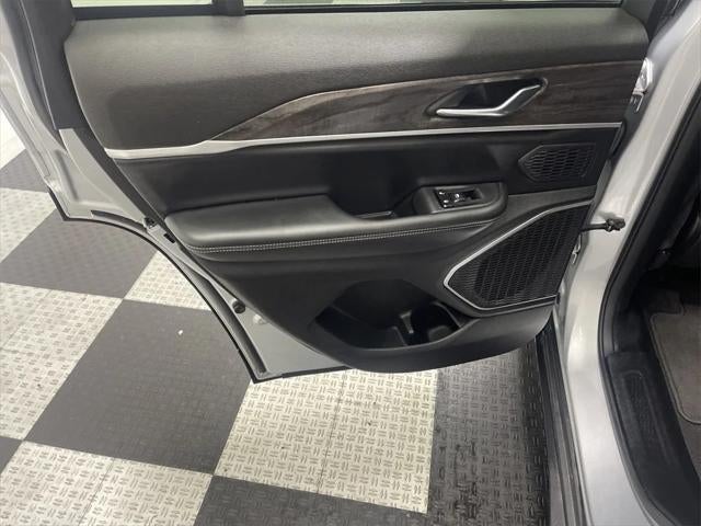 2022 Jeep Grand Cherokee Limited 4x4