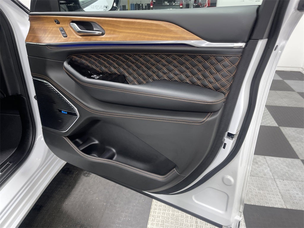 2025 Jeep Grand Cherokee Summit Reserve 4x4