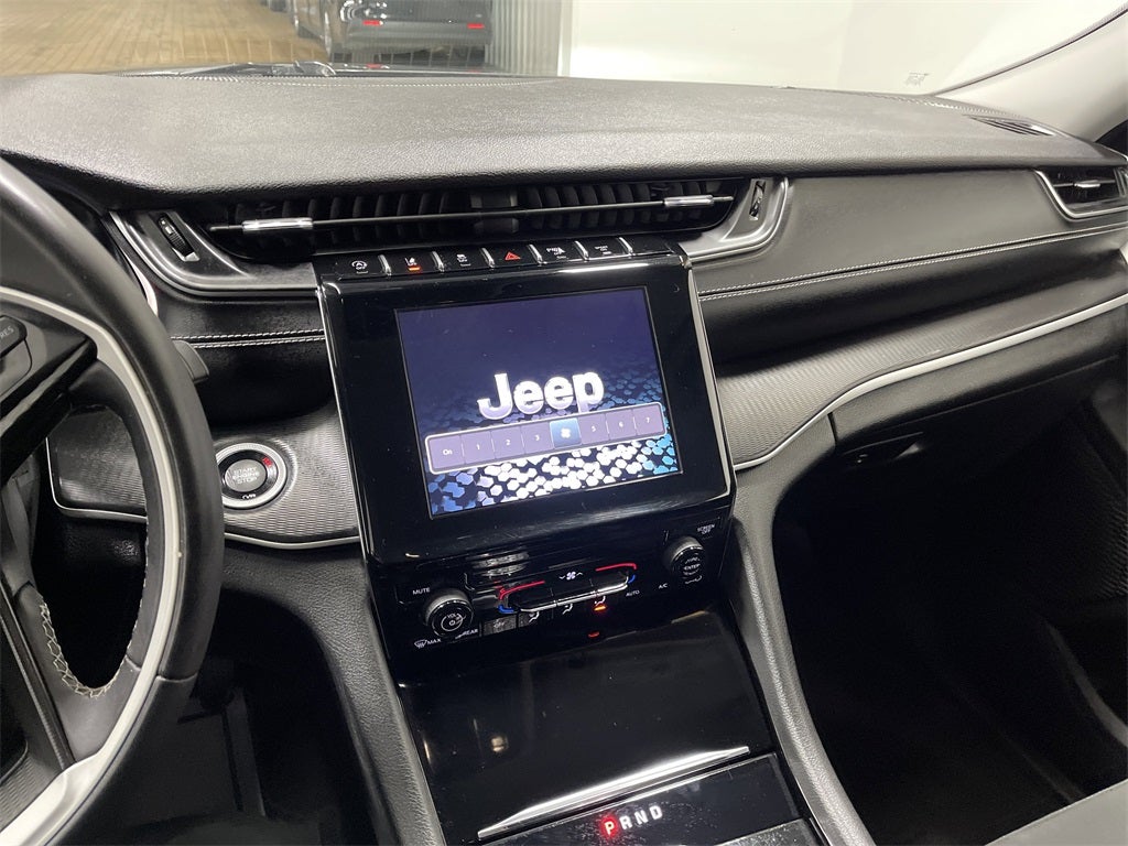 2023 Jeep Grand Cherokee L Laredo 4x4