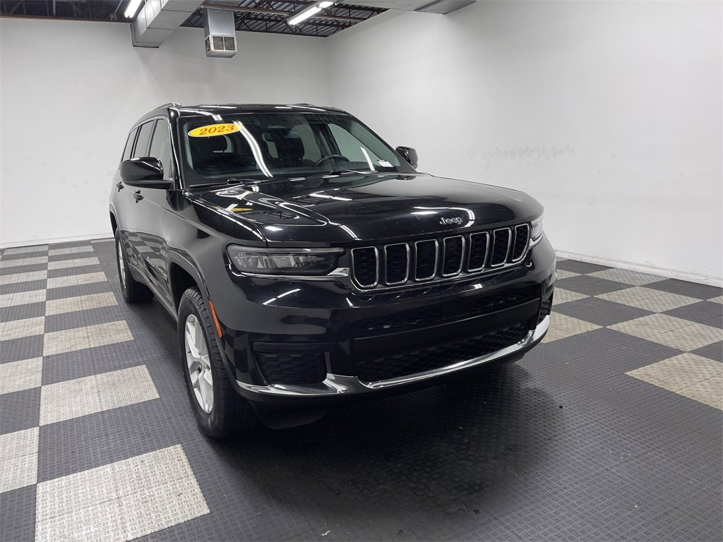 2023 Jeep Grand Cherokee L Laredo 4x4
