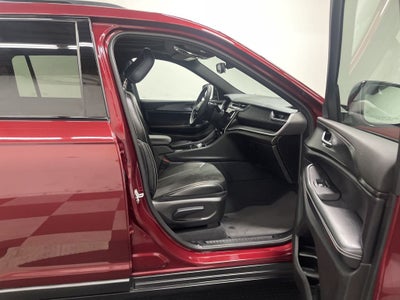 2024 Jeep Grand Cherokee L Altitude 4x4