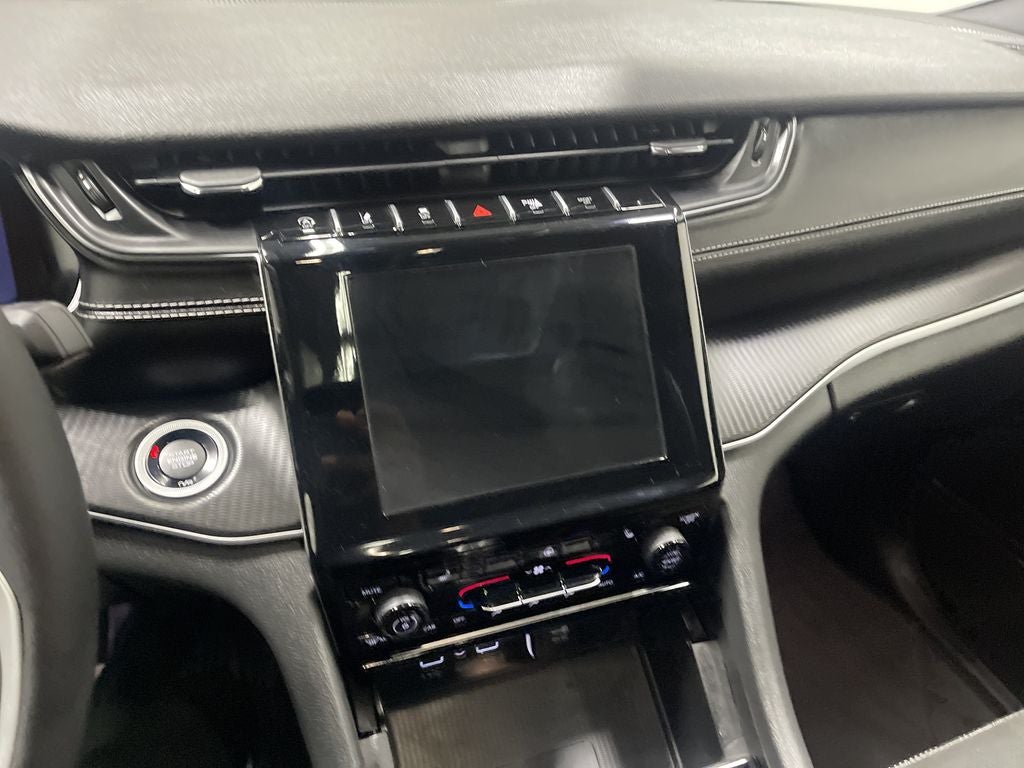 2024 Jeep Grand Cherokee L Altitude 4x4