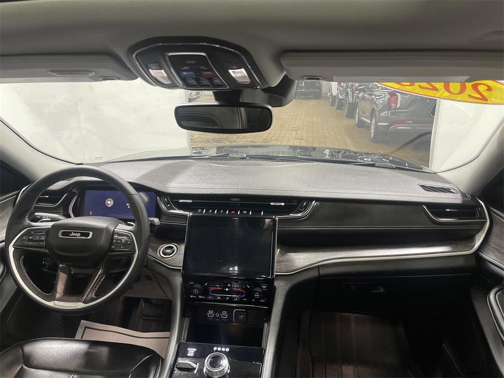 2023 Jeep Grand Cherokee L Limited 4x4