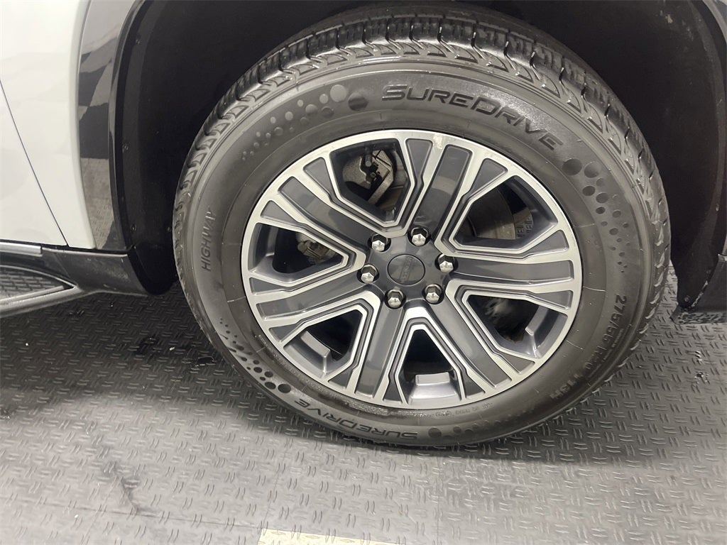 2023 Jeep Wagoneer L Series II 4x2