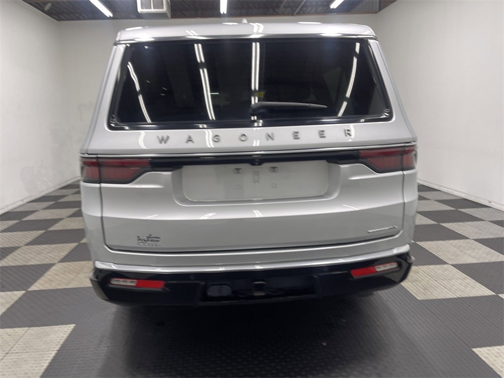 2023 Jeep Wagoneer L Series II 4x2