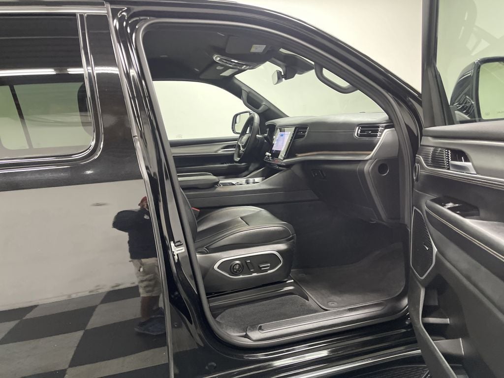 2025 Jeep Wagoneer L Series I 4x4