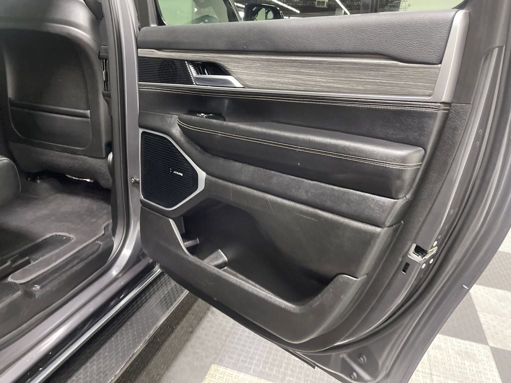 2024 Jeep Wagoneer L Series II 4x4