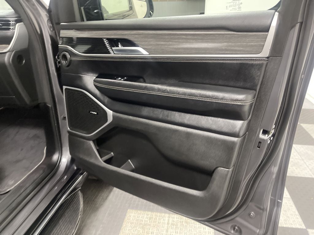 2024 Jeep Wagoneer L Series II 4x4