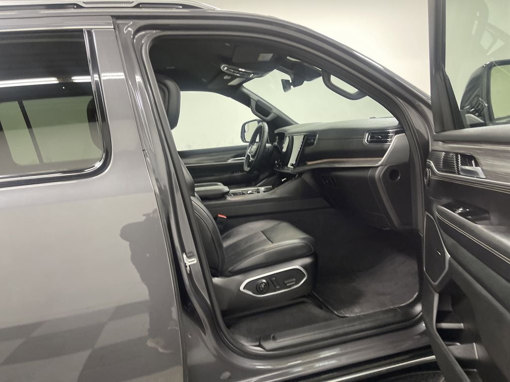 2024 Jeep Wagoneer L Series II 4x4