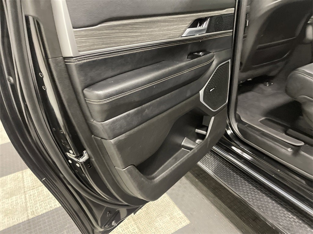 2024 Jeep Wagoneer L Series II 4x4