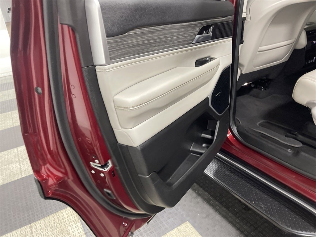 2022 Jeep Wagoneer Series II 4x2