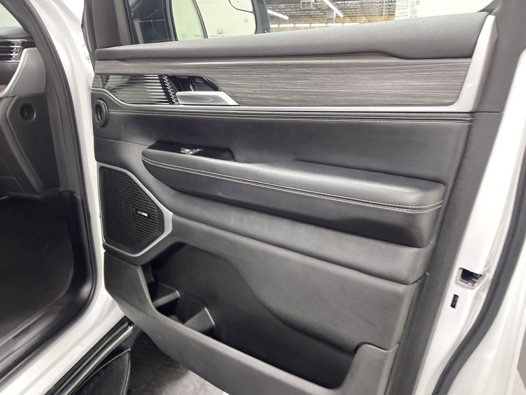 2024 Jeep Wagoneer Series III 4x4