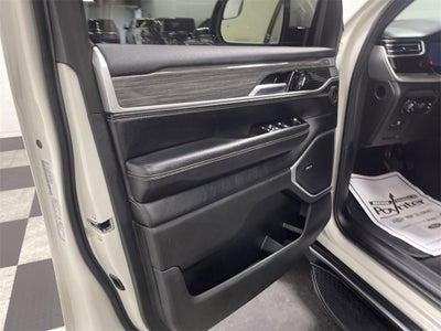 2022 Jeep Wagoneer Series III 4x4