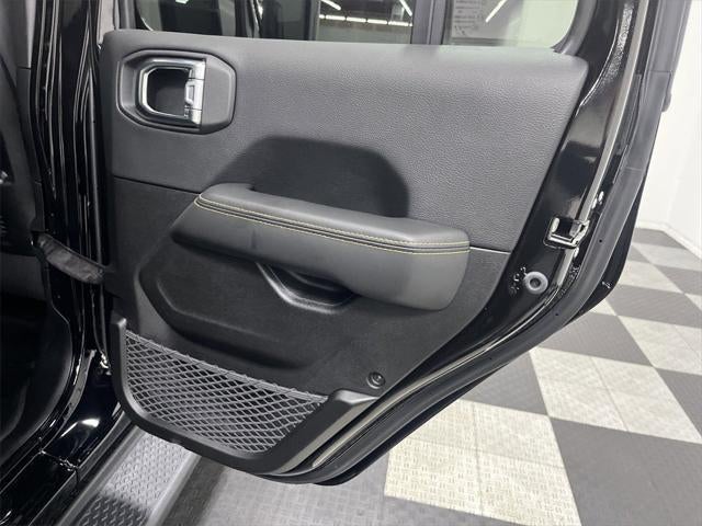 2025 Jeep Gladiator High Tide