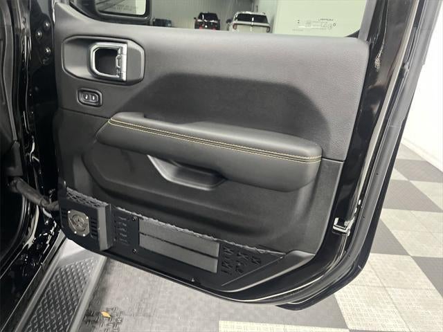 2025 Jeep Gladiator High Tide