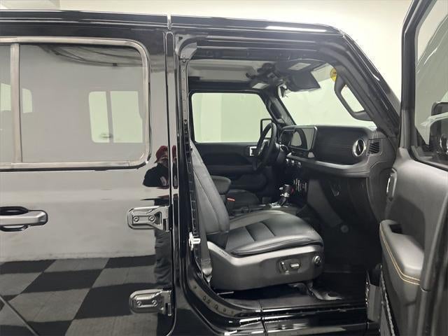 2025 Jeep Gladiator High Tide