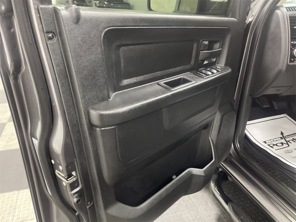 2019 RAM 1500 Classic Express Quad Cab 4x4 6'4' Box