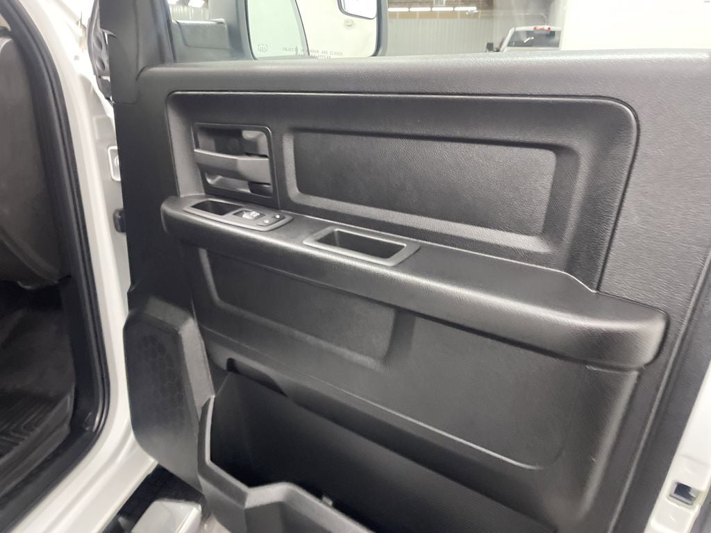 2022 RAM 1500 Classic Tradesman Quad Cab 4x4 6'4' Box