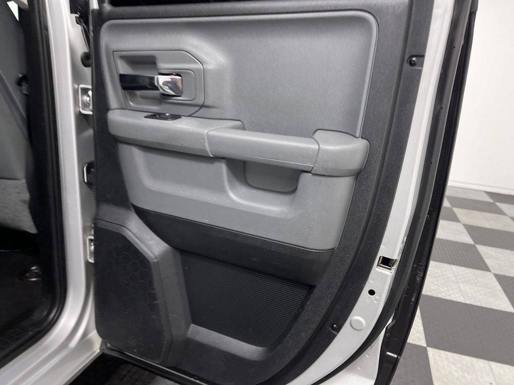 2017 RAM 1500 SLT
