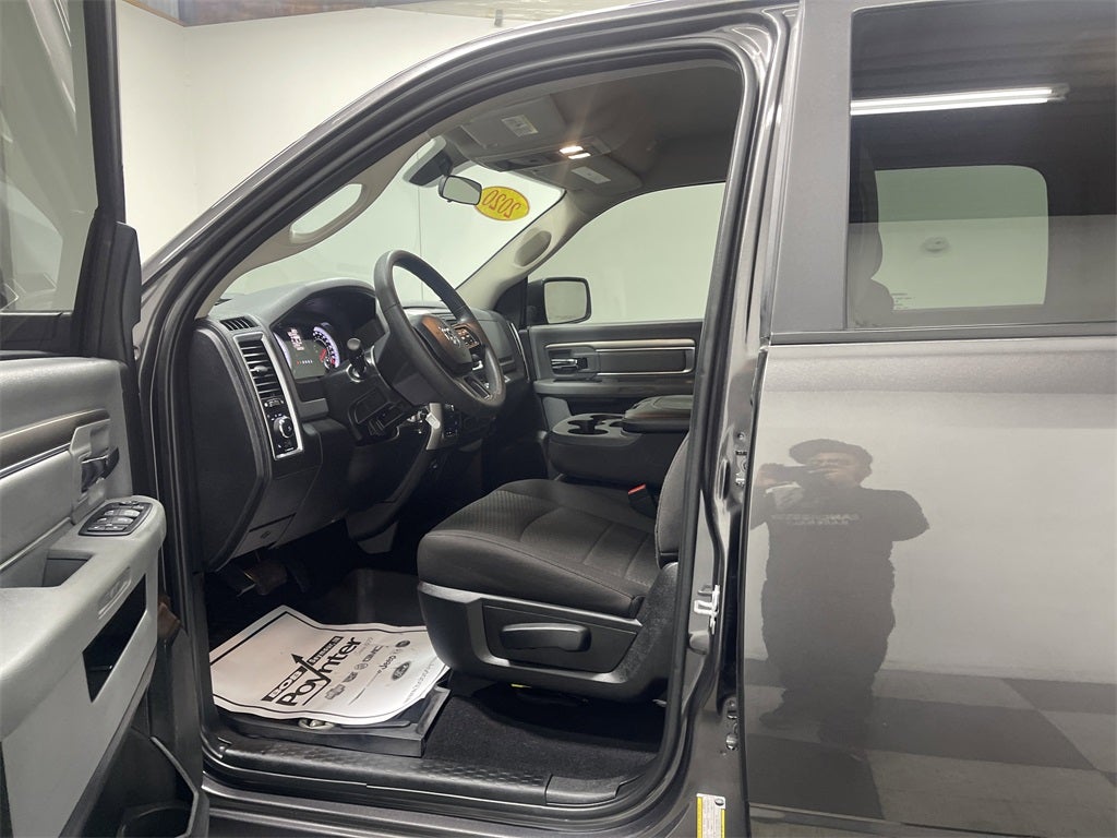 2020 RAM 1500 Classic Warlock Crew Cab 4x4 5'7' Box