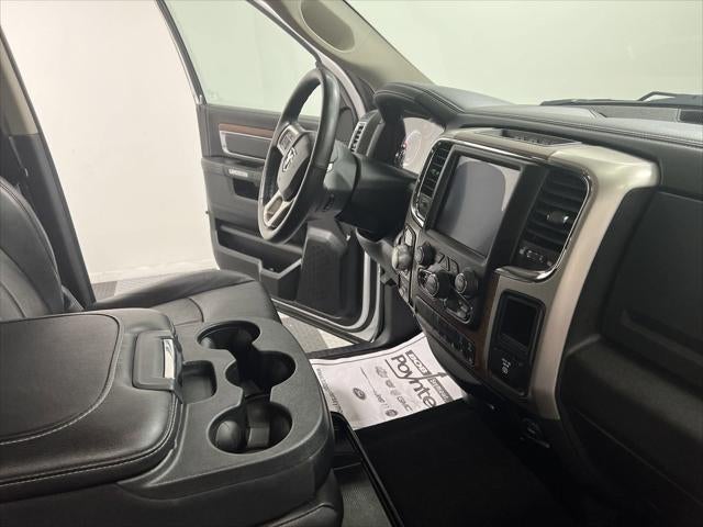 2018 RAM 1500 Laramie Crew Cab 4x4 5'7' Box