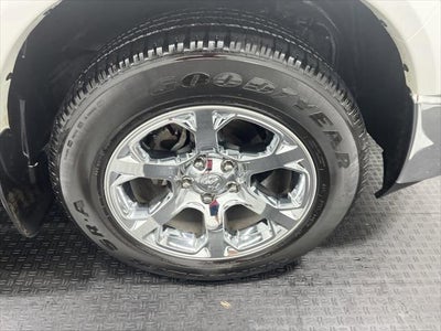 2018 RAM 1500 Laramie Crew Cab 4x4 5'7' Box