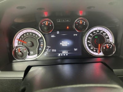 2018 RAM 1500 Laramie Crew Cab 4x4 5'7' Box