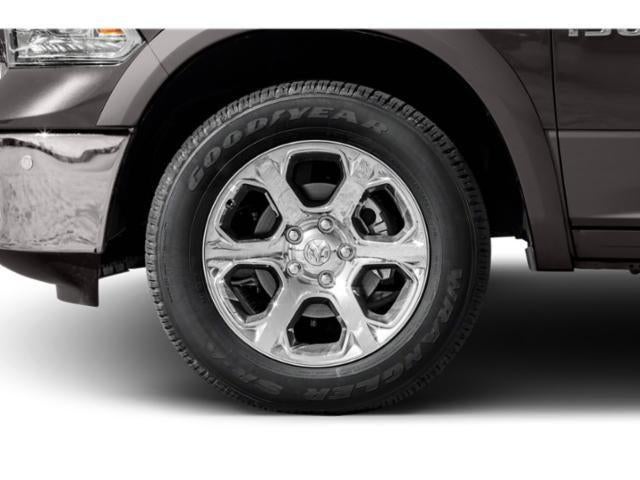 2018 RAM 1500 Laramie Crew Cab 4x4 6'4' Box