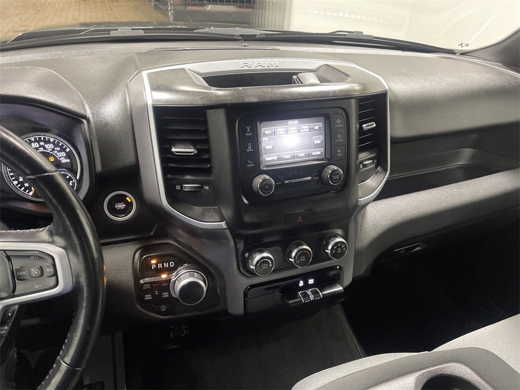 2022 RAM 1500 Big Horn Quad Cab 4x4 6'4' Box