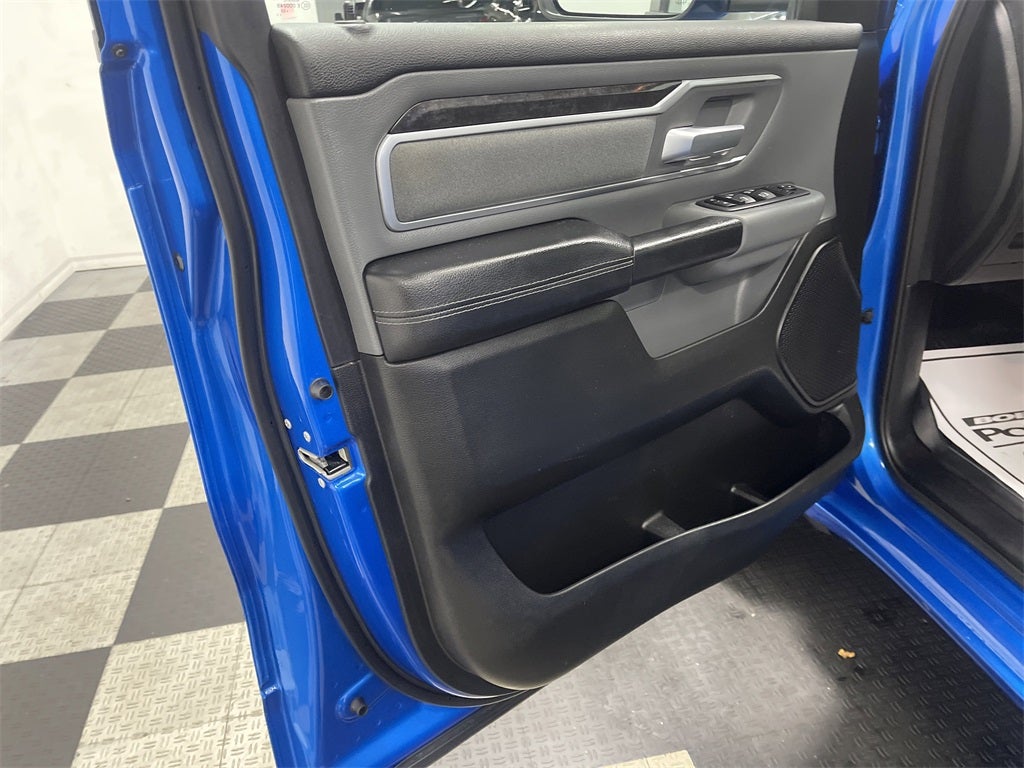 2022 RAM 1500 Big Horn Crew Cab 4x4 5'7' Box