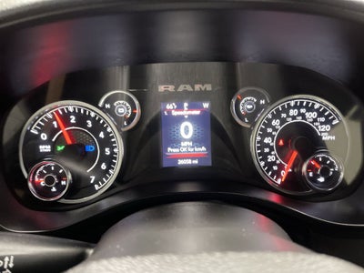 2024 RAM 1500 Big Horn Crew Cab 4x4 5'7' Box