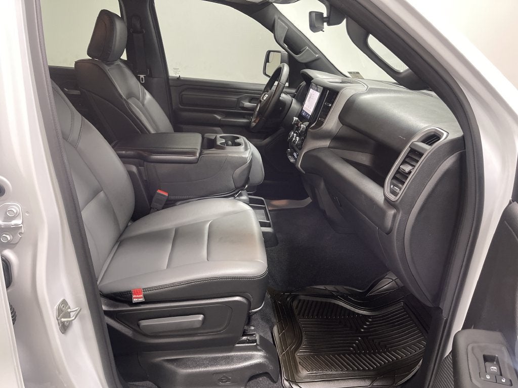 2025 RAM 1500 Tradesman Crew Cab 4x4 5'7' Box