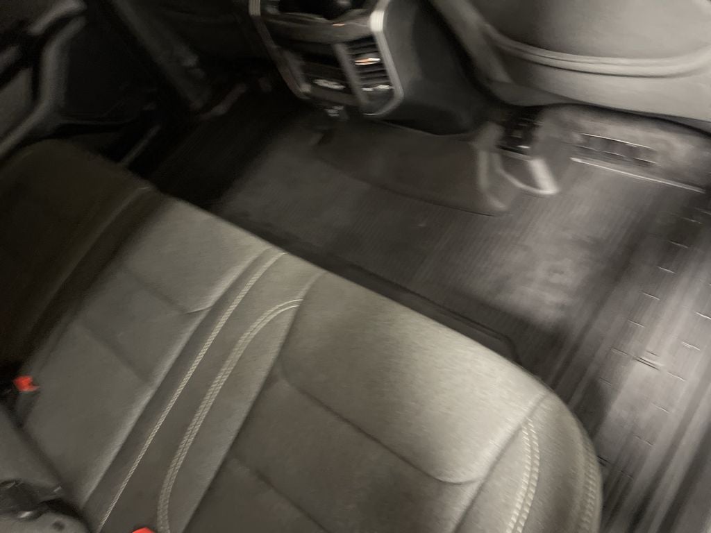 2020 RAM 1500 Big Horn Crew Cab 4x4 5'7' Box
