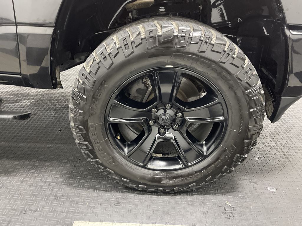 2020 RAM 1500 Big Horn Crew Cab 4x4 5'7' Box