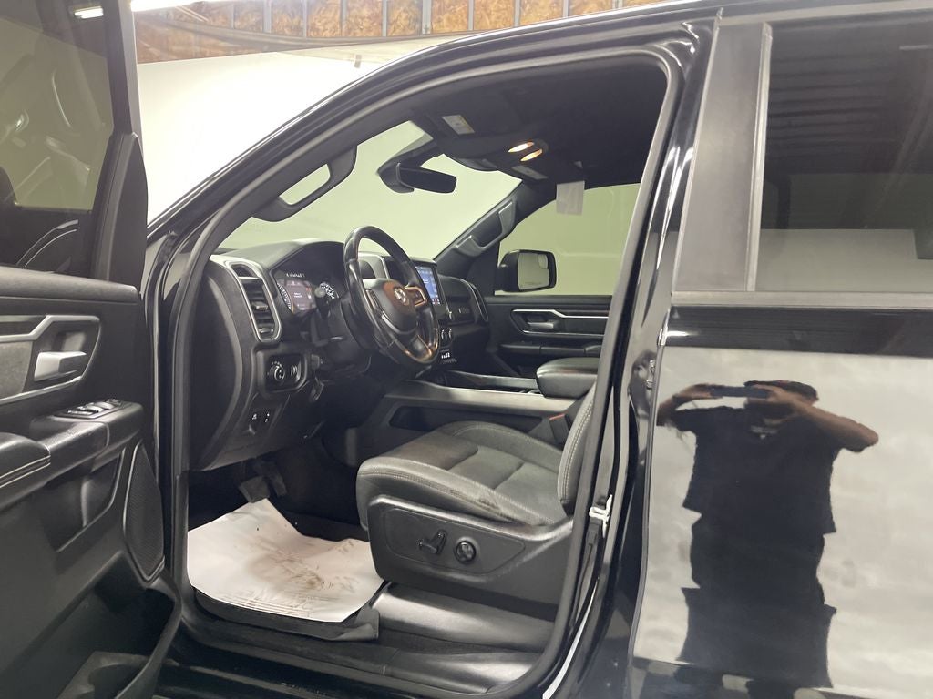 2020 RAM 1500 Big Horn Crew Cab 4x4 5'7' Box