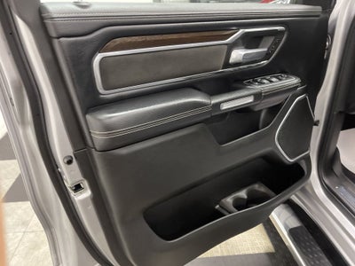 2022 RAM 1500 Laramie Crew Cab 4x4 5'7' Box