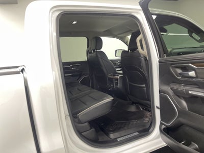 2022 RAM 1500 Laramie Crew Cab 4x4 5'7' Box