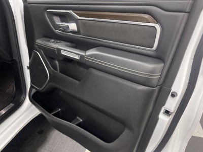 2022 RAM 1500 Laramie Crew Cab 4x4 5'7' Box