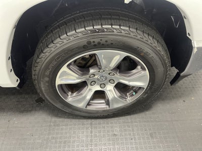 2022 RAM 1500 Laramie Crew Cab 4x4 5'7' Box