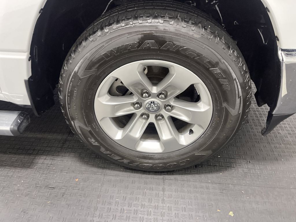 2023 RAM 1500 Laramie Crew Cab 4x4 5'7' Box