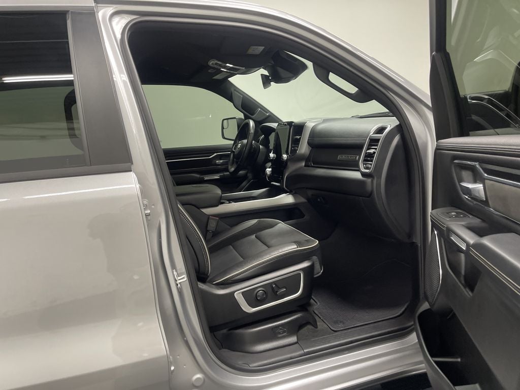 2024 RAM 1500 Laramie Crew Cab 4x4 5'7' Box