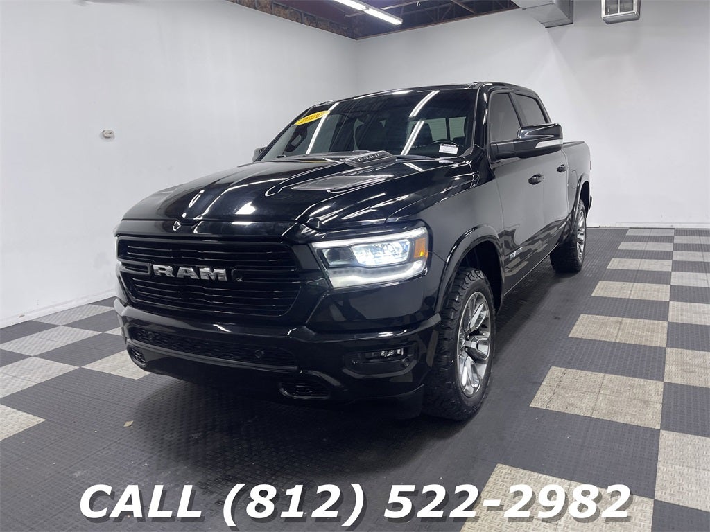 2020 RAM 1500 Laramie Crew Cab 4x4 5'7' Box