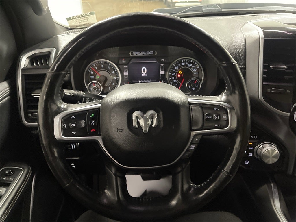 2020 RAM 1500 Laramie Crew Cab 4x4 5'7' Box