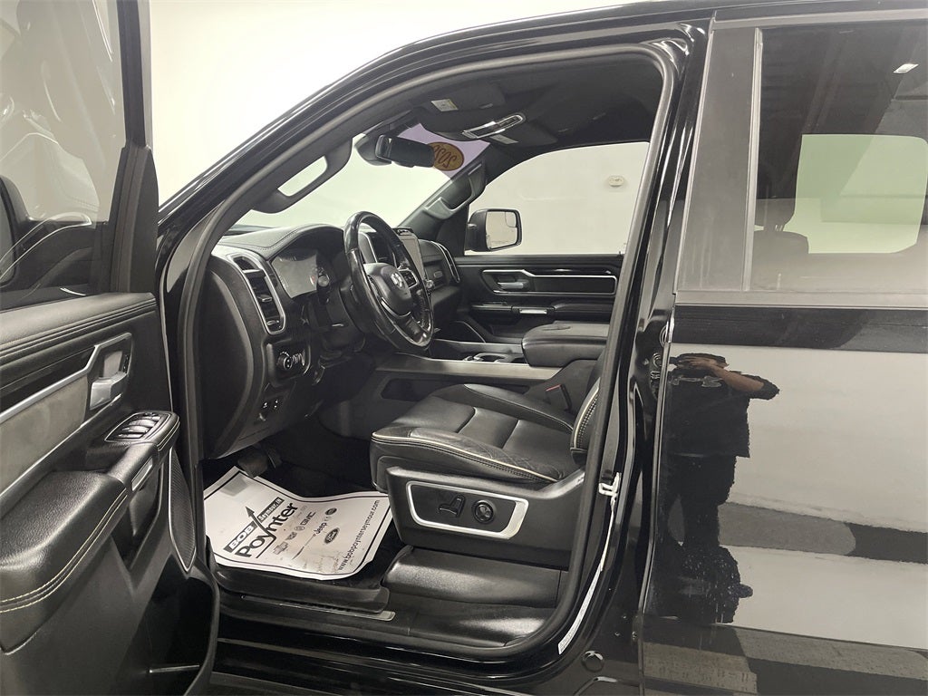 2020 RAM 1500 Laramie Crew Cab 4x4 5'7' Box